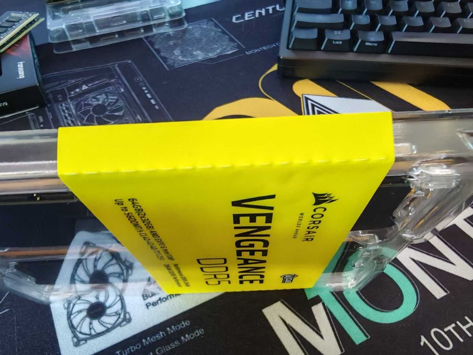 НОВА ! Рам памет Corsair Vengeance  DDR5 64GB (2x32GB) DDR5 5600 XMP/EXPO
