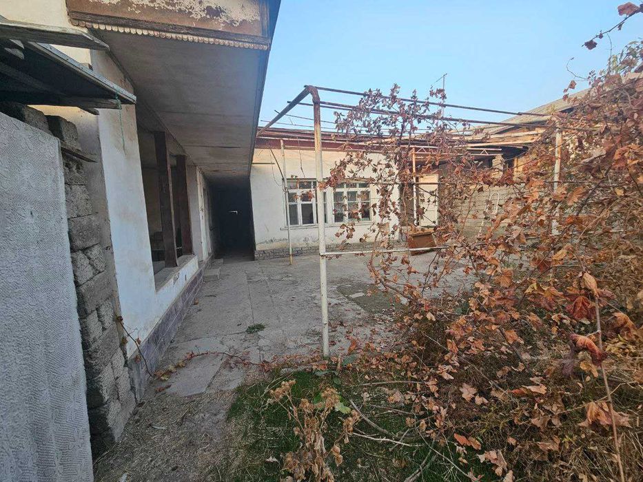 Нурафшон.(Тойтепа ).Макро. Продам 8 соток   под строительство дома.