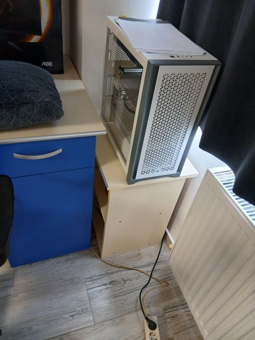 Camera tineret pal melaminat crem si albastru