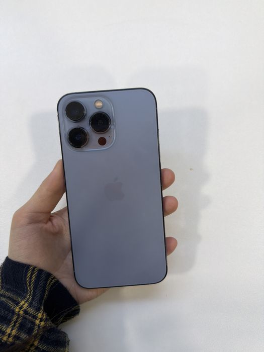 Продам Iphone 13 pro