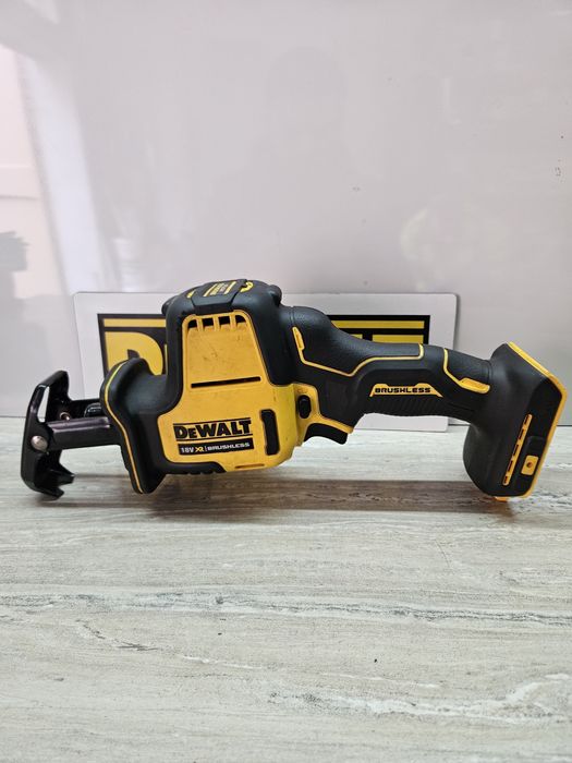 Dewalt Саблен Трион DCS369 18V.