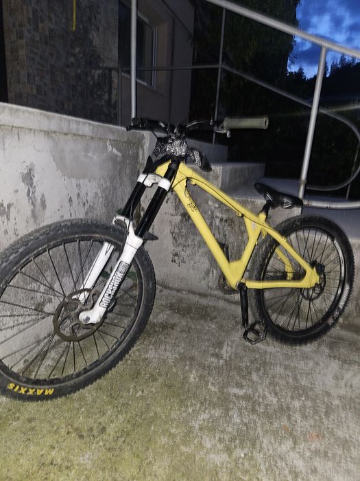 Vand bicicleta custom