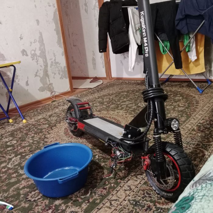 Продам элекросамокат