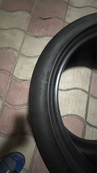 Резина 245/35/18  BRIDGESTONE