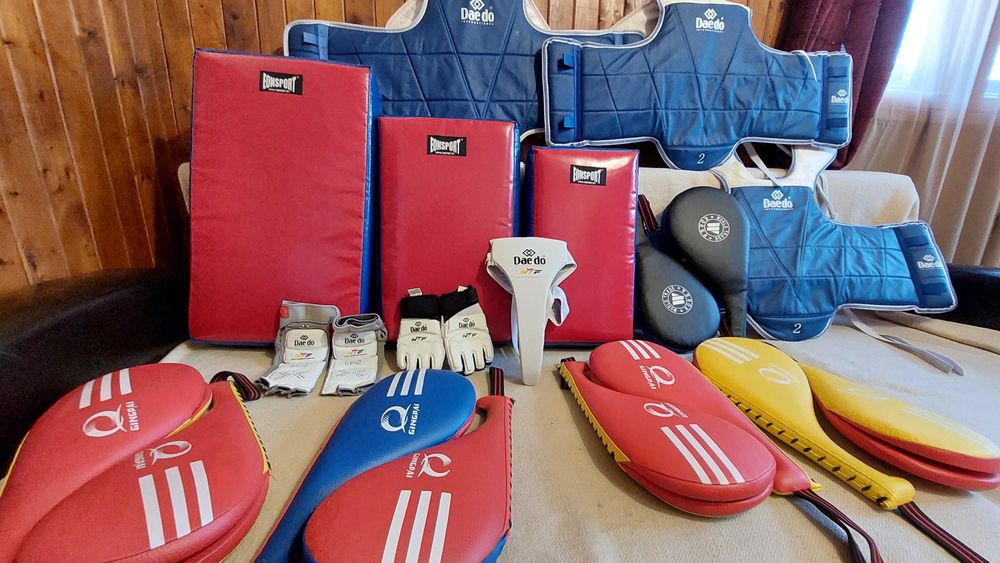 Пособия за бойни спортове