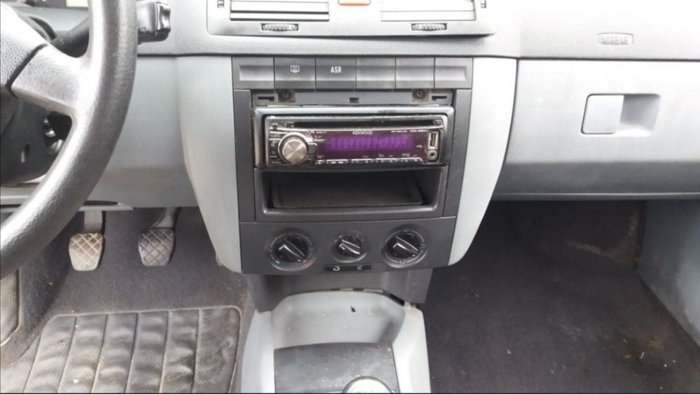Geam stanga dreapta fata spate skoda fabia 1 1.4i aua