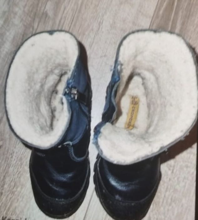 Продам зимние сапоги детские