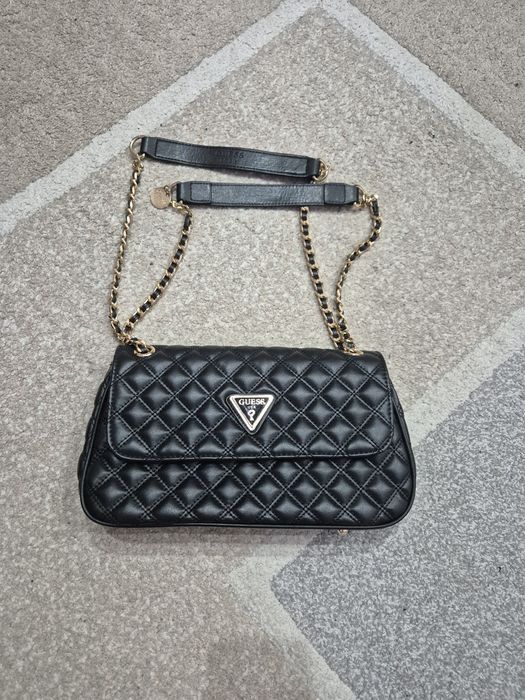 Geantă Guess. 100roni