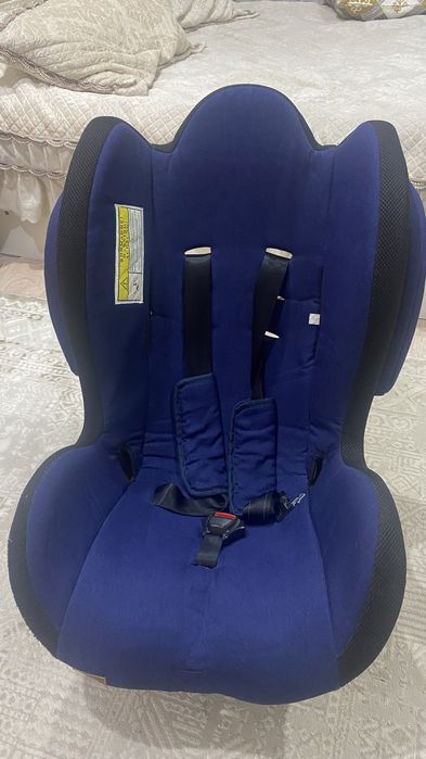 Автокресло продам