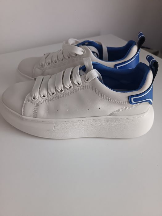 Vând papuci Franco Gerardo