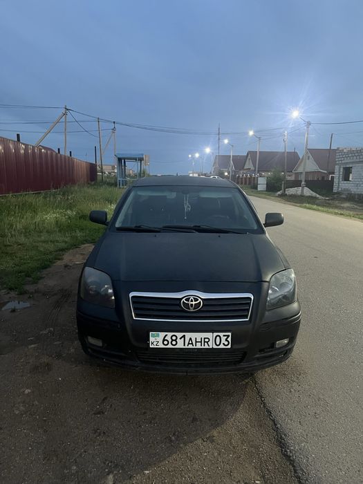 Продам тойота авенсис