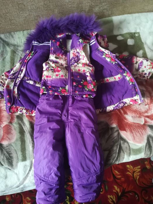 Продам детский комбинезон 3ка