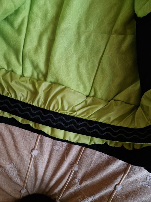 Vand geaca Wedze marime 142 sau 10 ani