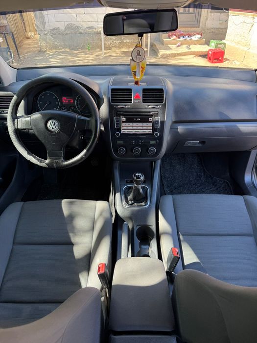 Vând golf 5 1.9 BXF 2007