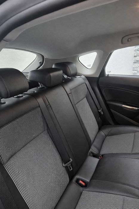 Opel Astra J 1.6 Benzină – Cutie automată - ITP 2026