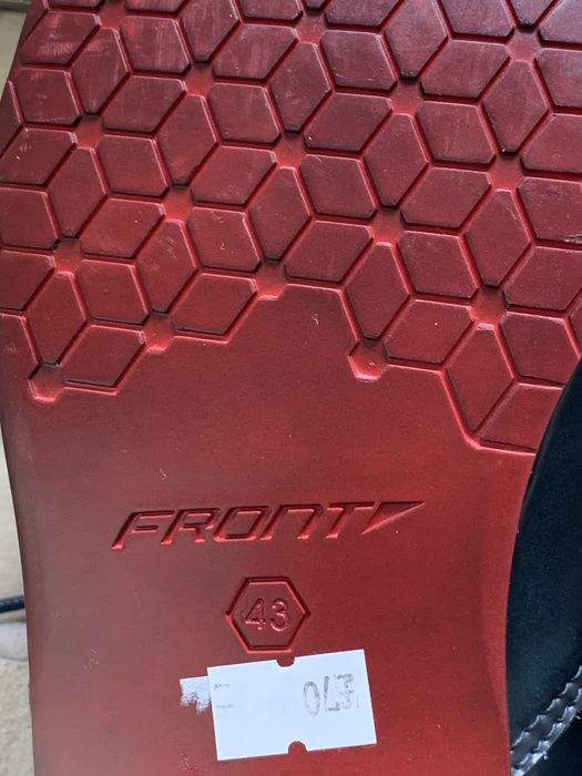 Мъжки обувки естествен лак цвят синьо