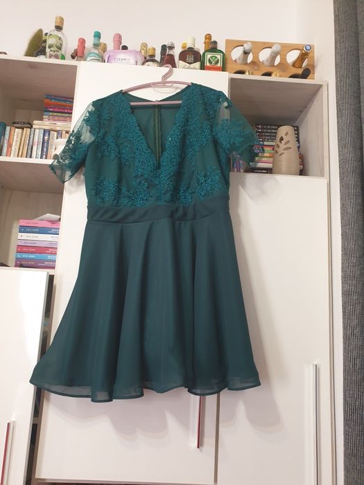 Vand rochie pe comanda