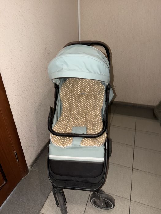 Продам детскую коляску