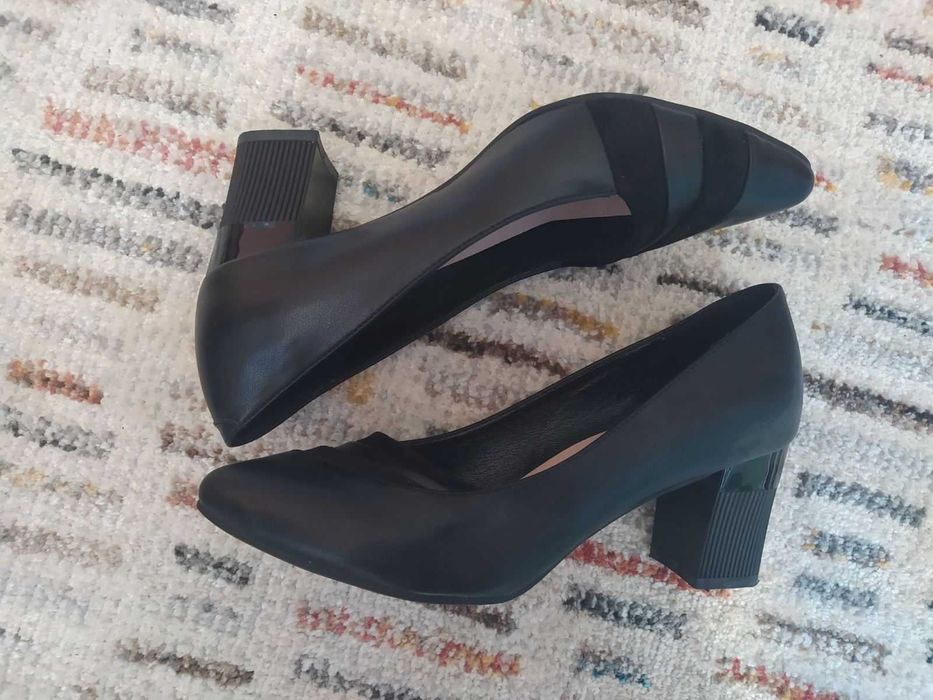 Черни официални обувки