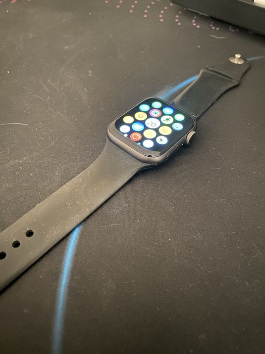 Apple watch colaborare cu nike