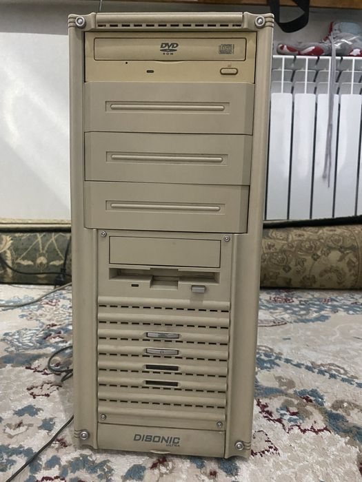 Старый компьютер