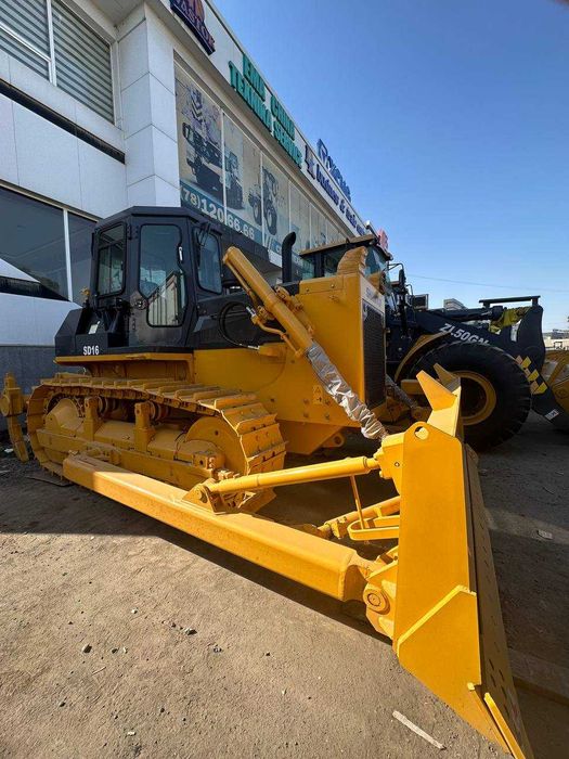 Бульдозер ShanTui SD16 с рыхлителем  2025й