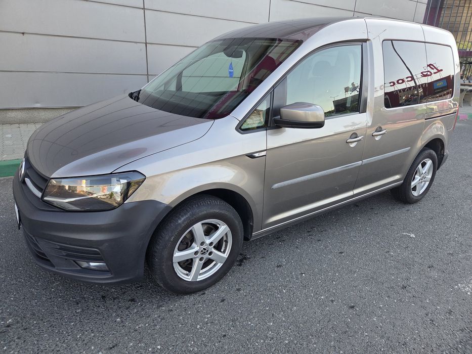 Vw Caddy 2.0 TDI  Euro 6 an 2017 autoturism 5 locuri.