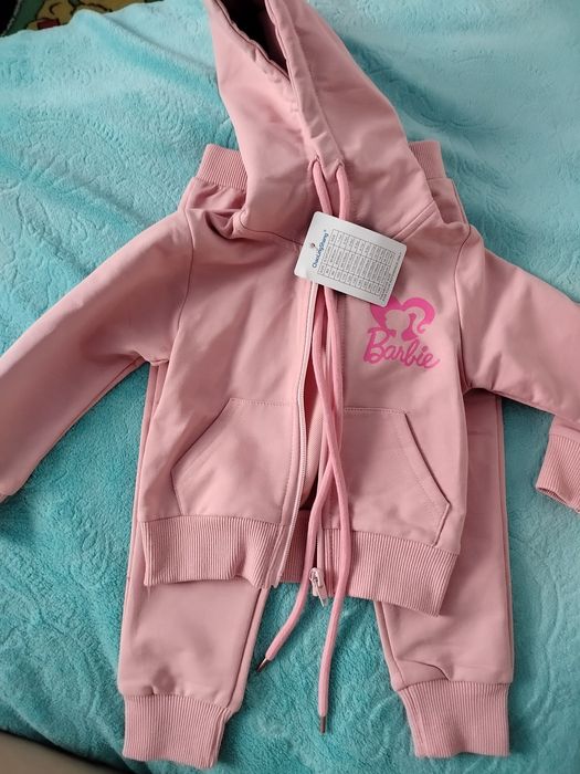 Новый костюм на девочку