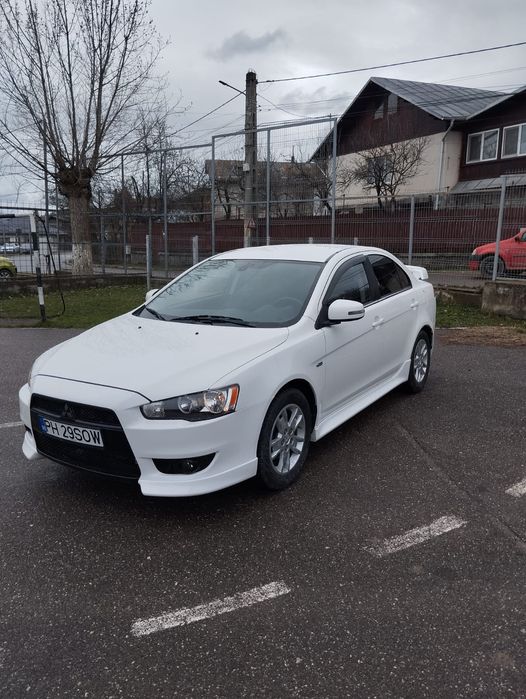 Mitsubishi lancer 2017