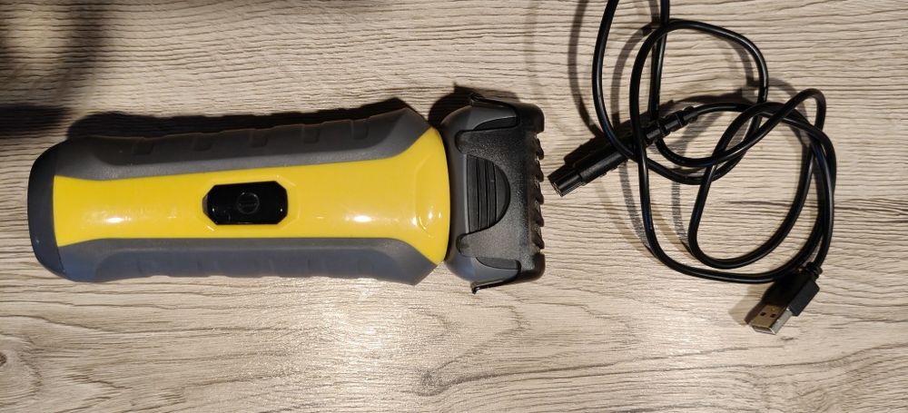 Aparat de ras electric Remington