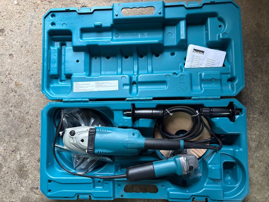 Ъглошлайф Makita GA9020 2200W