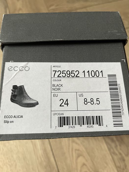 Детские ботинки Ecco, новые