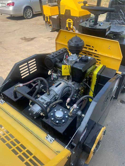 Каток вибро 2000кг