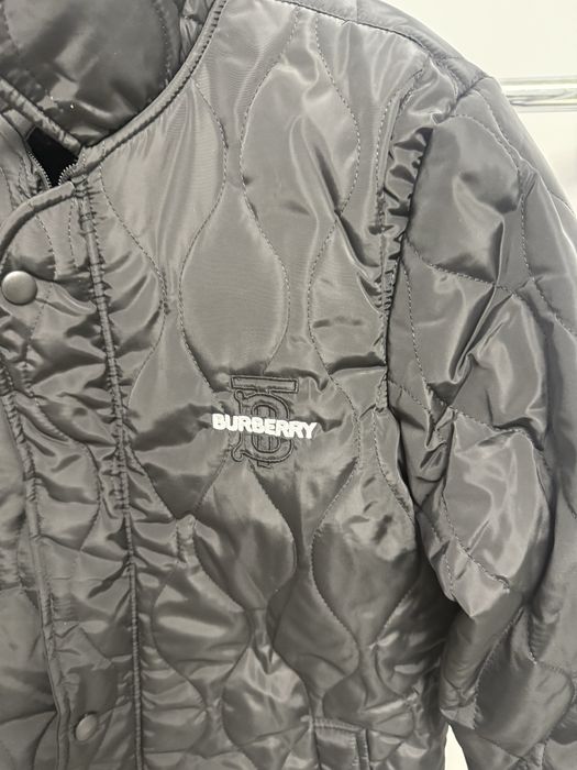 Geaca BURBERRY super calitate