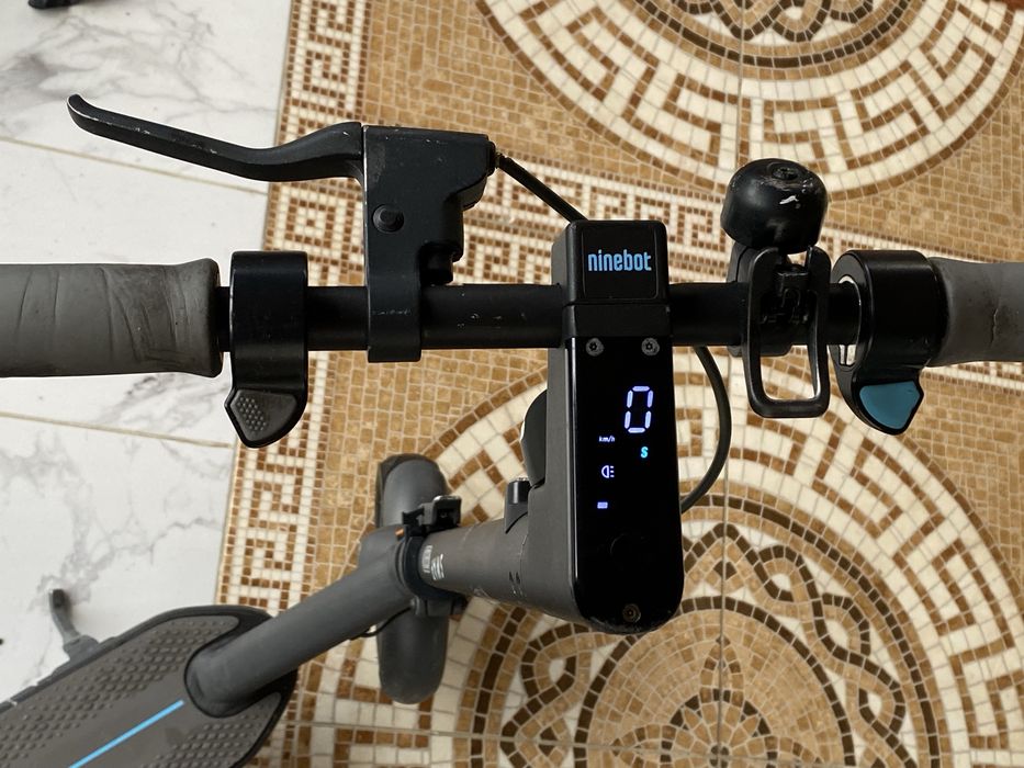 Trotineta electrica Ninebot max g30