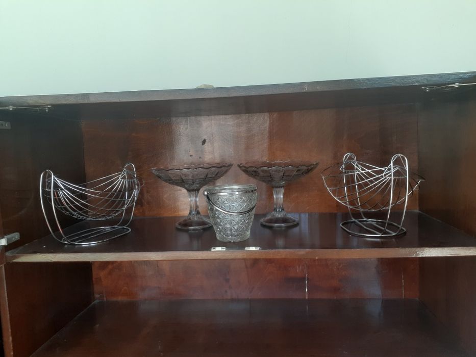 Продаётся вазы за все 140000