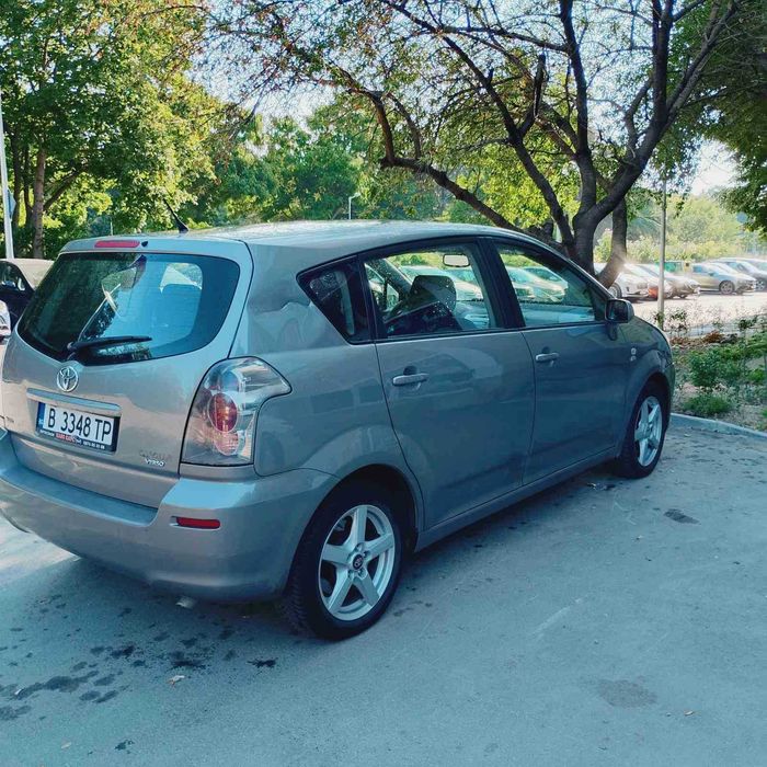 Безупречен Toyota Verso 2005г, обслужен, кара се ежедневно