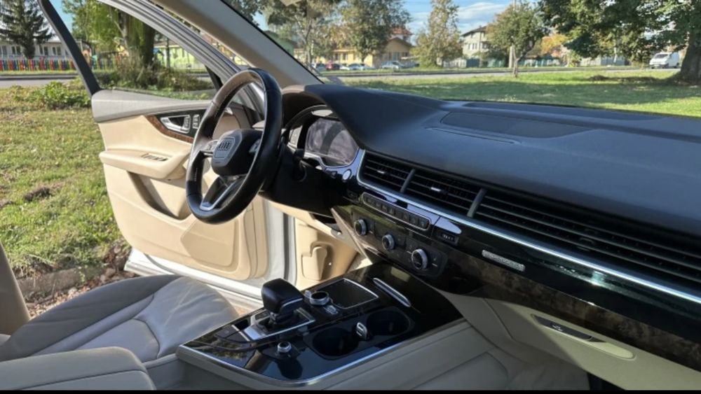 Audi Q7 3.0 TFSI Quattro - ОТЛИЧНО