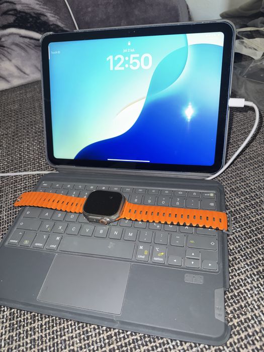 Ipad si apple watch ultra 1
