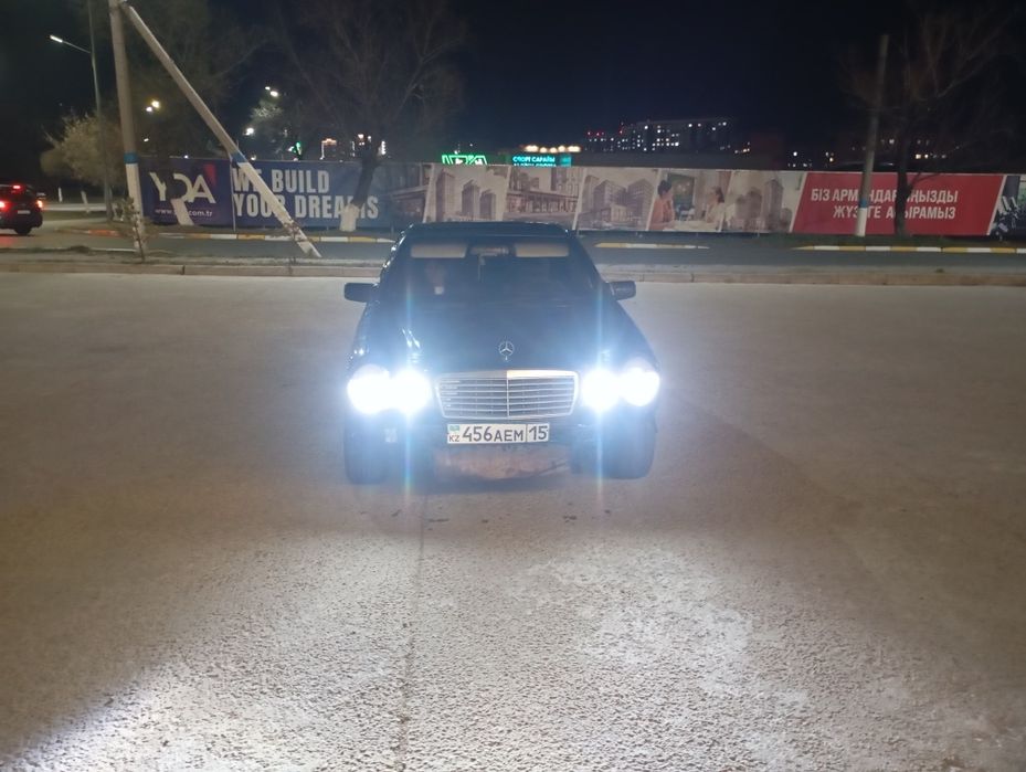 Срочно продам Мерседес 210