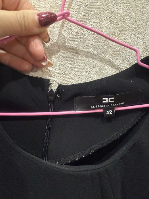Дамска черна рокля Elisabetta Franchi 42