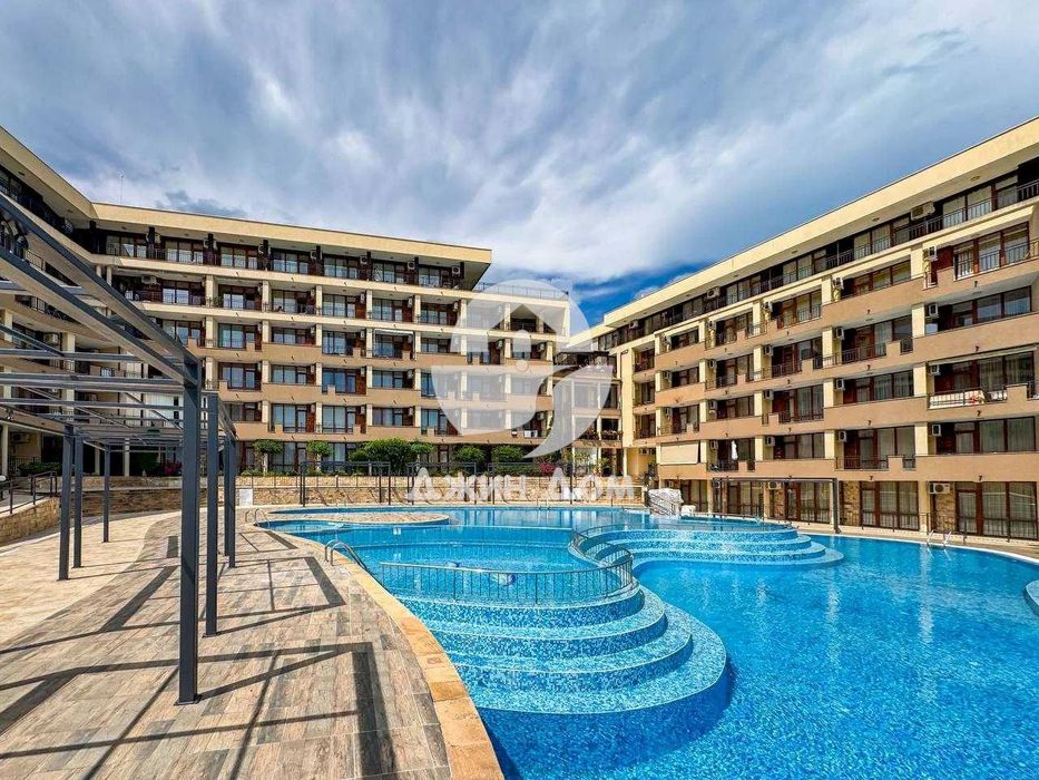 Продава се Тристаен апартамент в Свети Влас - 108 кв.м за 1454 €/кв.м - Снимка #11