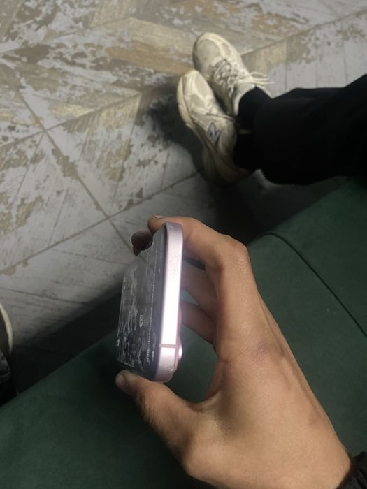 айфон 15 128гб 89% акб