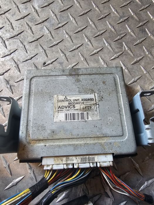 Unitate/modul de control ASC Mitsubishi Pajero 8633A014