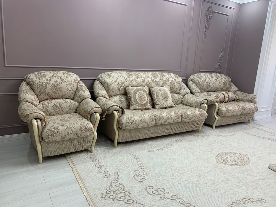 Мягкая мебель для гостиной