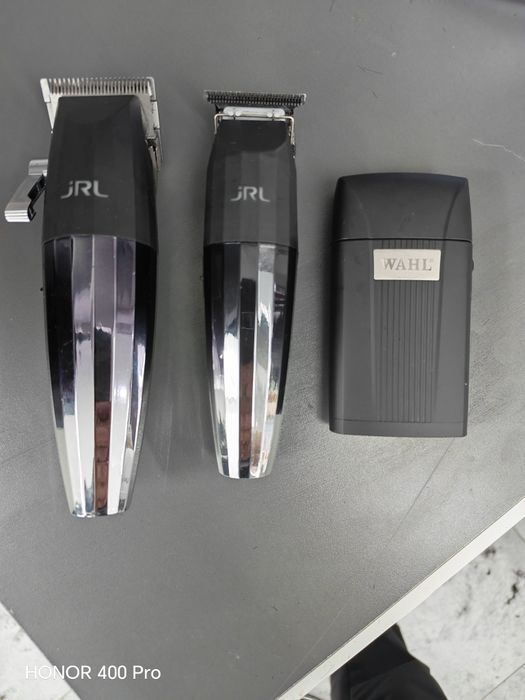 Продам комплект машинок JRL