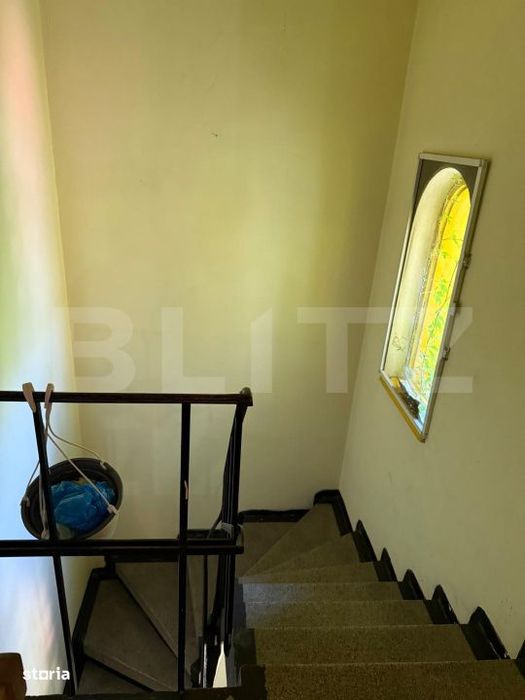 Apartament 3 camere, 46 mp, zona CENTRAL