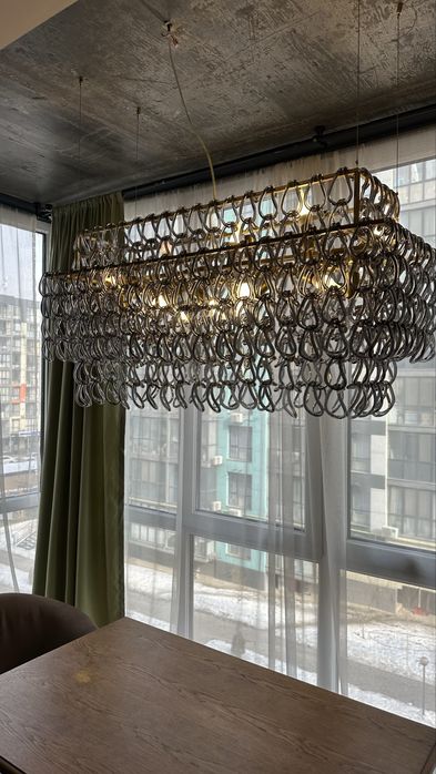 Шикарная люстра на 16 ламп