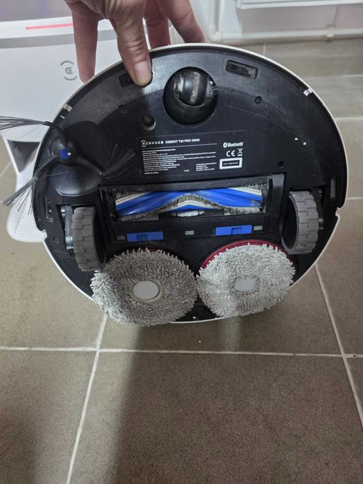 Aspirator robot Ecovacs DEEBOT T30 Pro OMNI, 11000Pa, 5200mAh, Capacitate colectare 3.4L