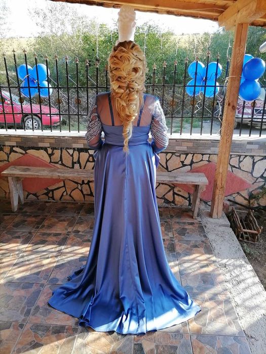 Рокли официални  за поводи